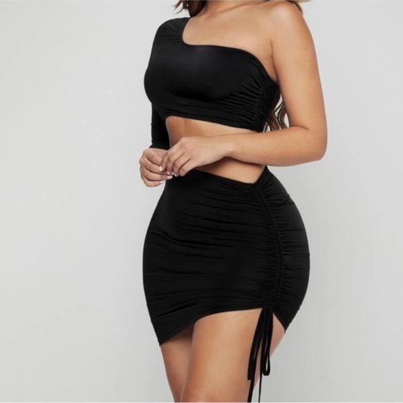 Women’s Two Piece Skirt Set - Picture 1 of 4